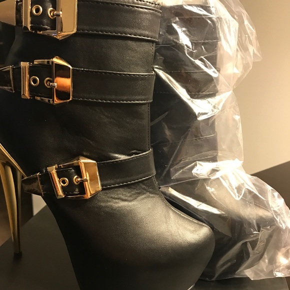 Jennifer Chou Booties - Picture 2 of 5