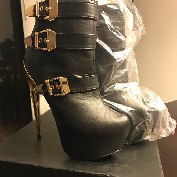 Jennifer Chou Booties - Picture 3 of 5