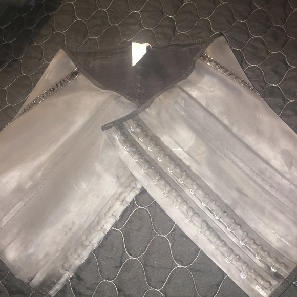 Waist trainer - Picture 1 of 3
