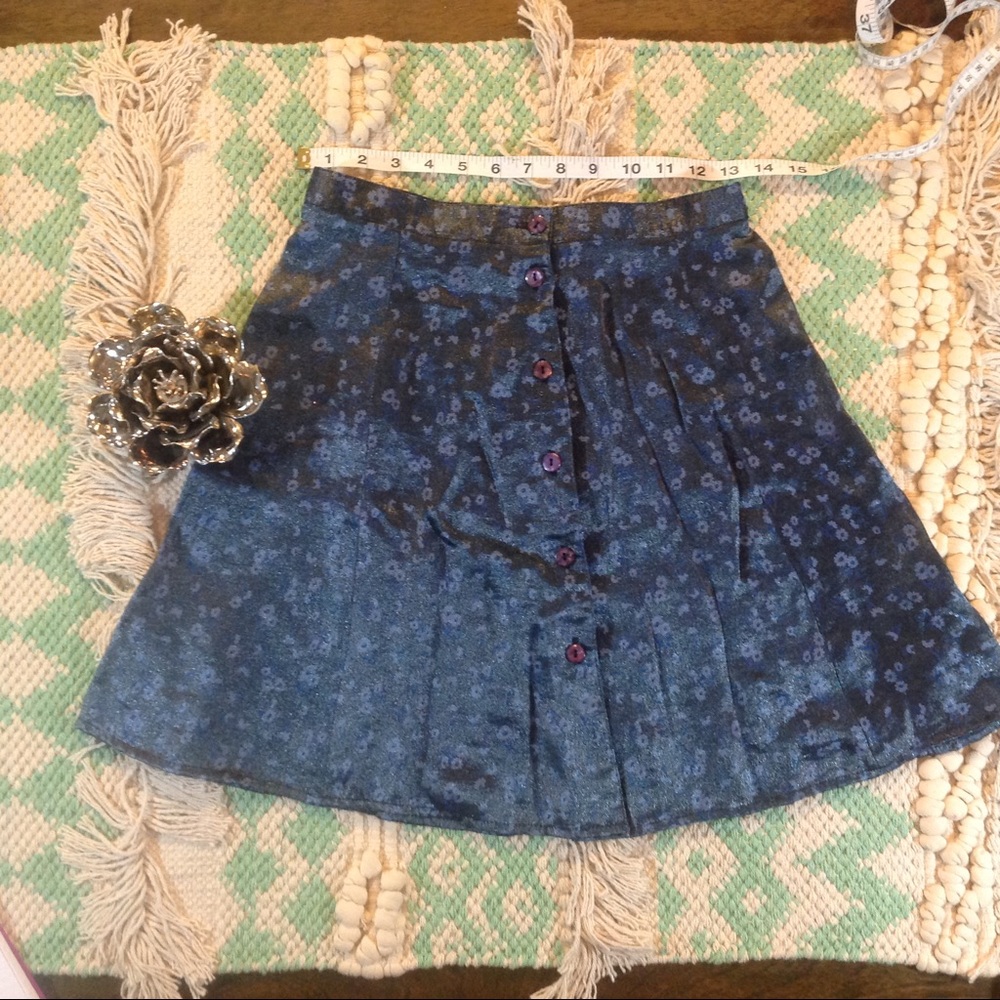 Vintage Iridescent Button-up High-waisted Skirt!