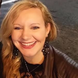 Meet your Posher, Stacy