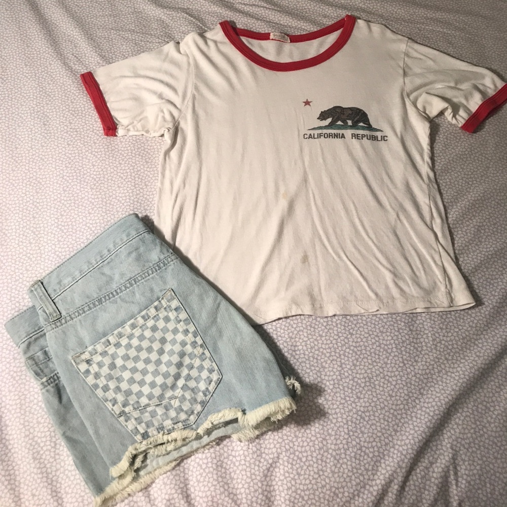 Brandy Melville California Tee