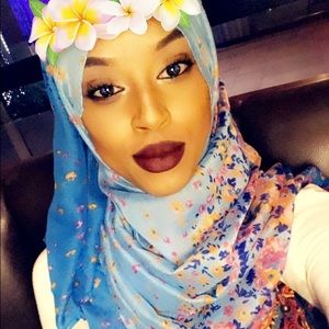 Meet your Posher, Muntaz