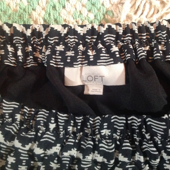 SALE! Ann Taylor LOFT Pull-on Skirt | Size Small - Picture 3 of 4