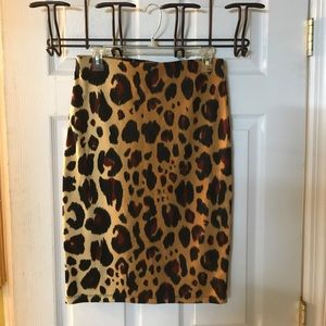 Unique Kardashian Kollection tiger print skirt !