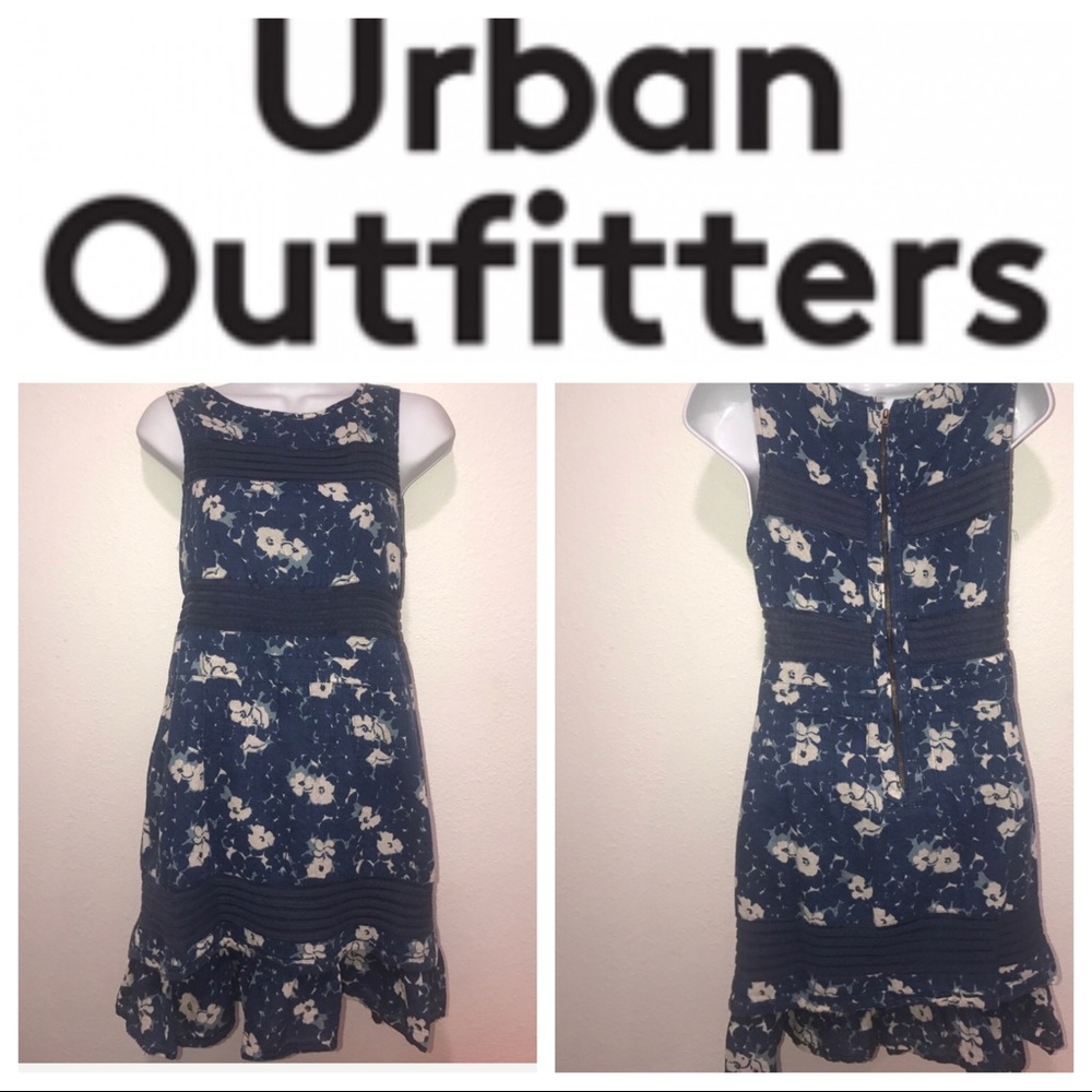 🌸URBAN OUTFITTERS KIMCHI BLUE DRESS FLORAL BLUE🌸