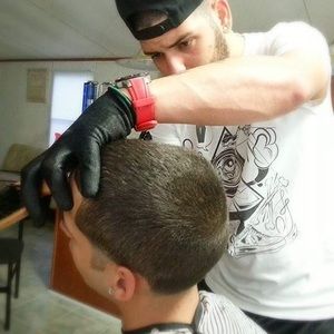 Meet your Posher, Joel