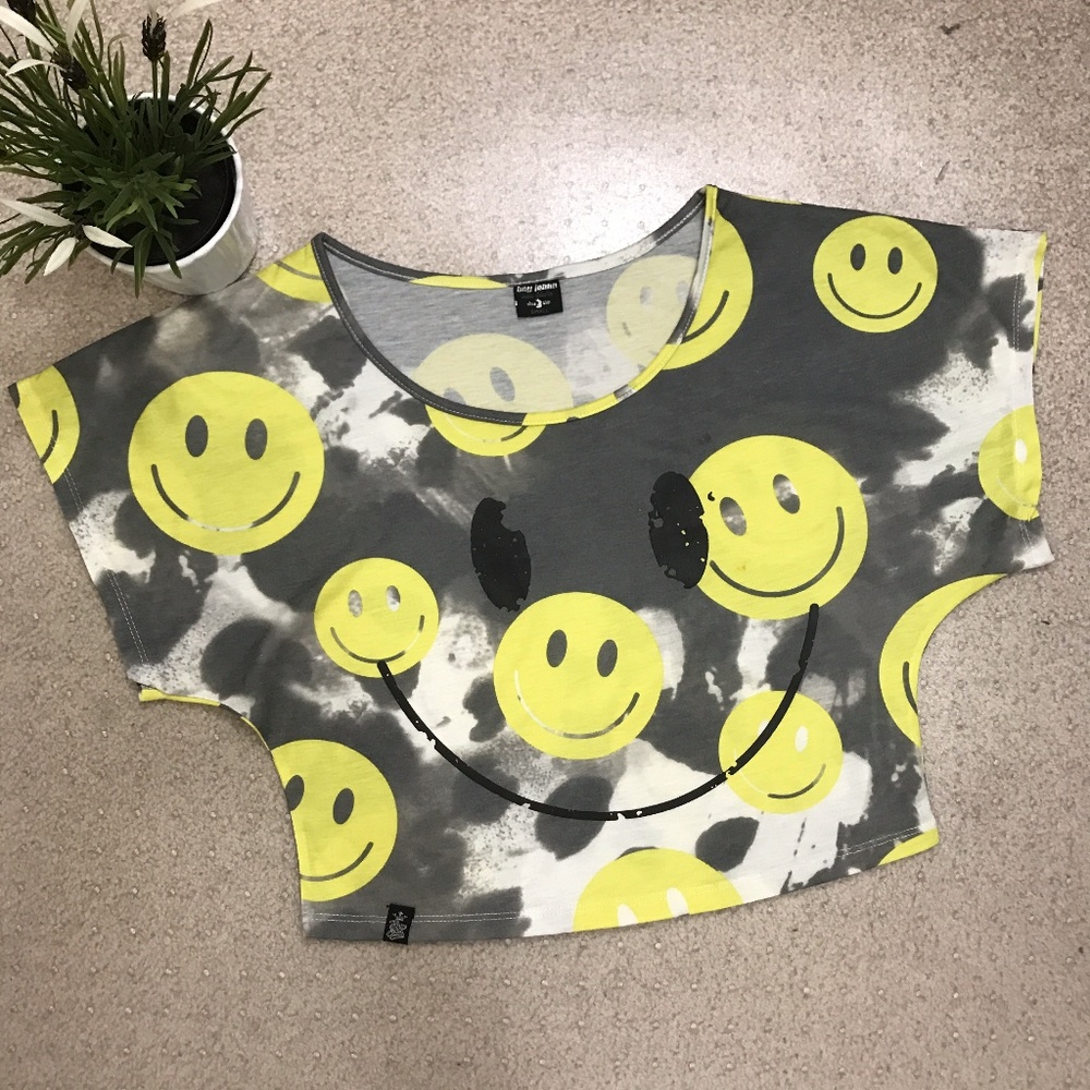 Crop Top Smiley Womens Size Small