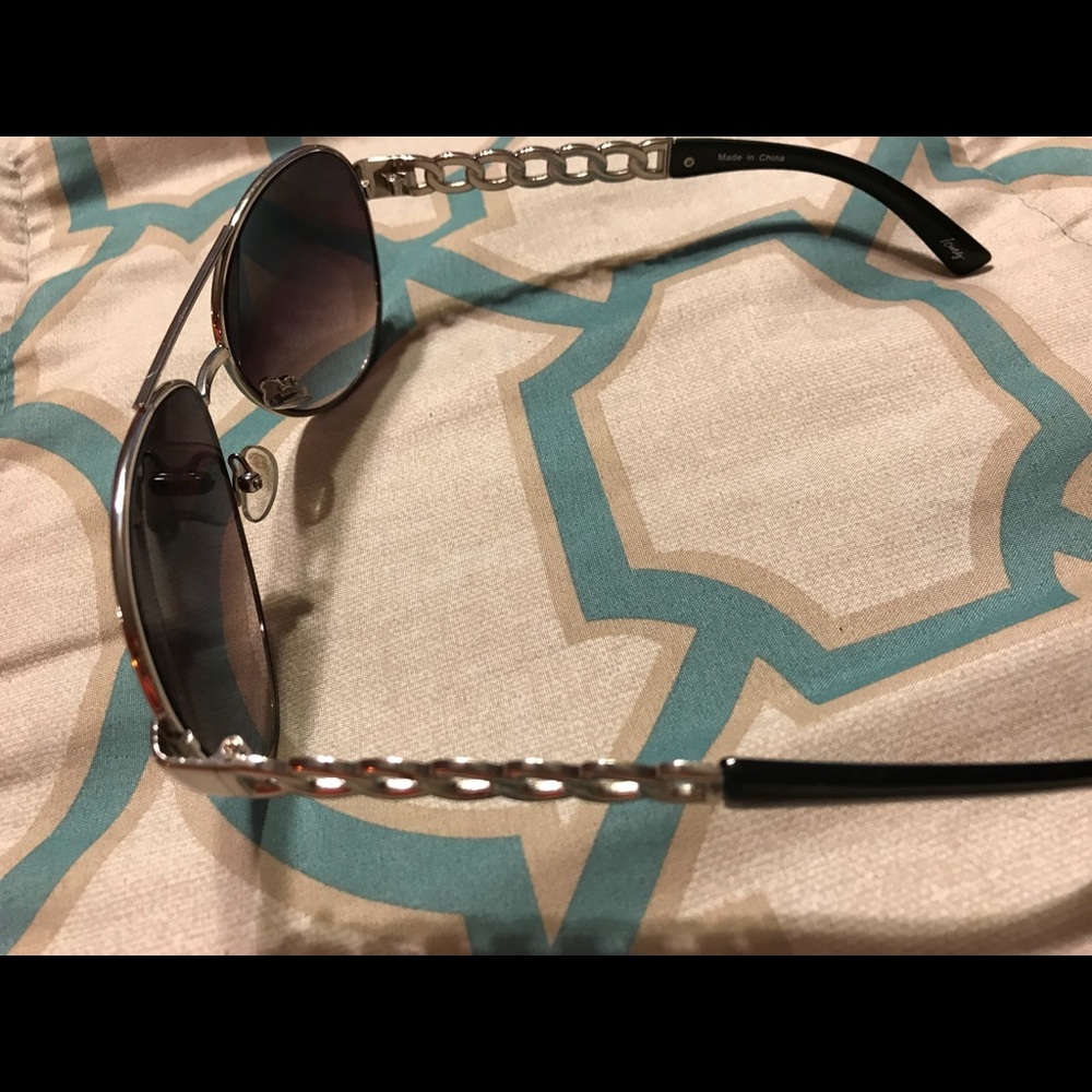 Icing Aviator's - Picture 2 of 3