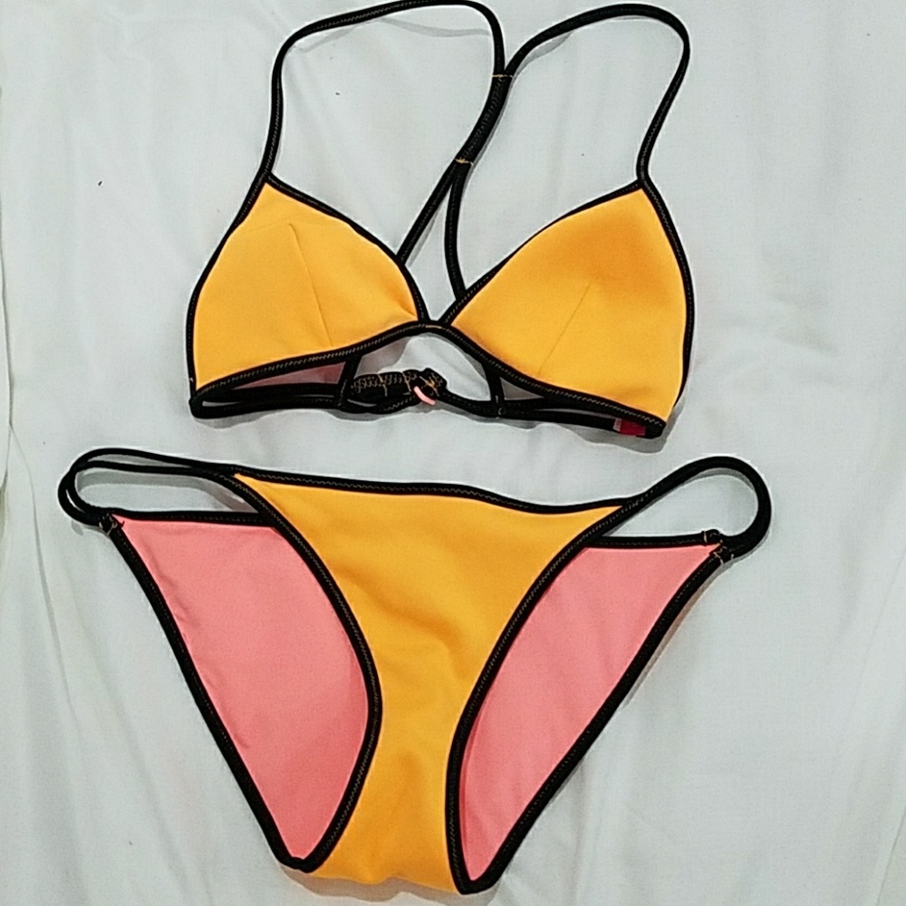 Victoria's secret bikini set