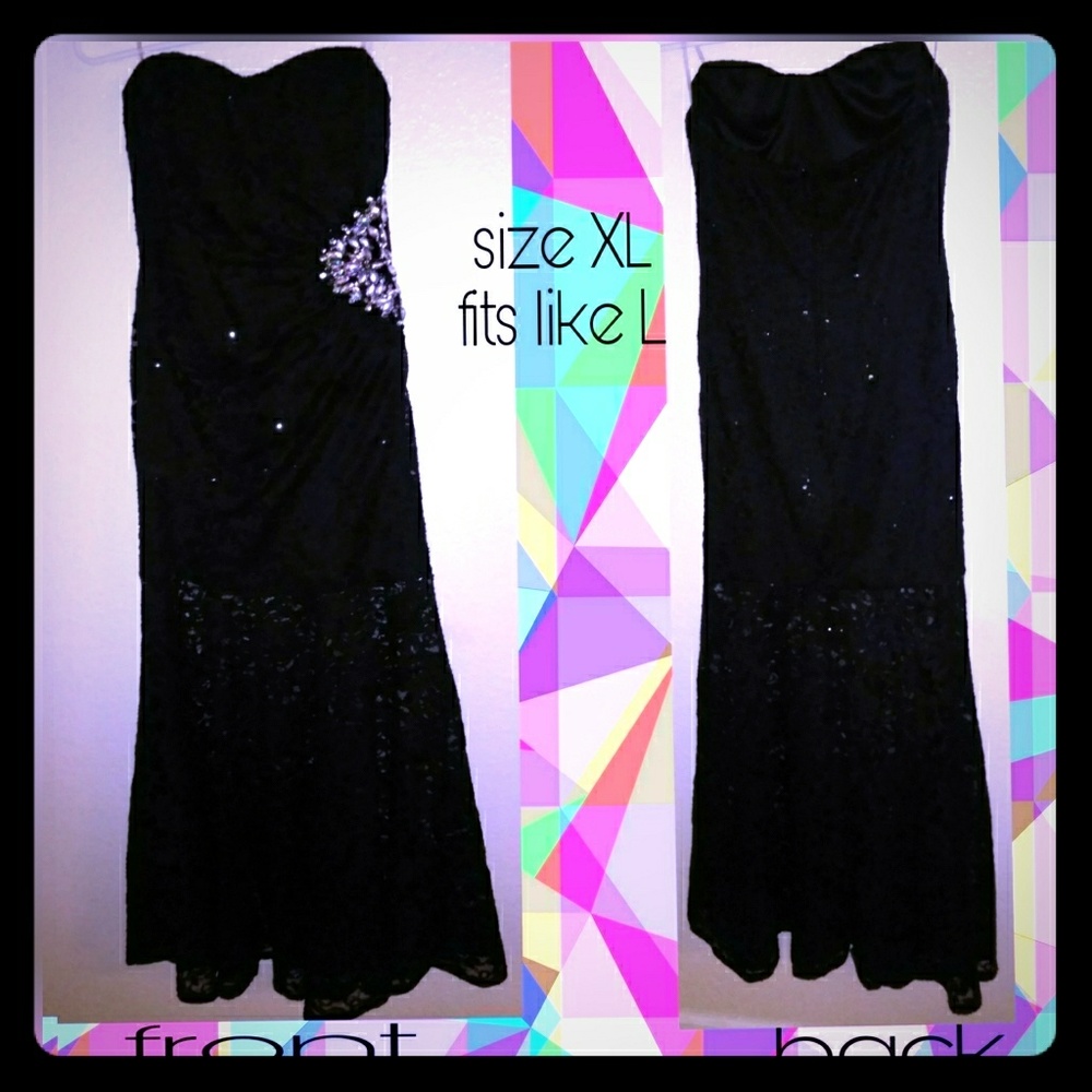Beautiful strapless nightdress 👗 NWOT M/L