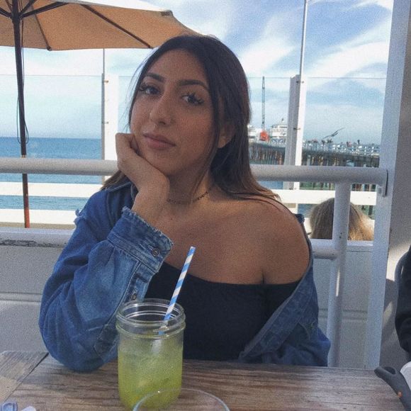 Meet your Posher, Devin - Picture 1 of 1