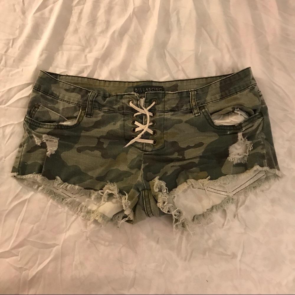 Army billabong shorts