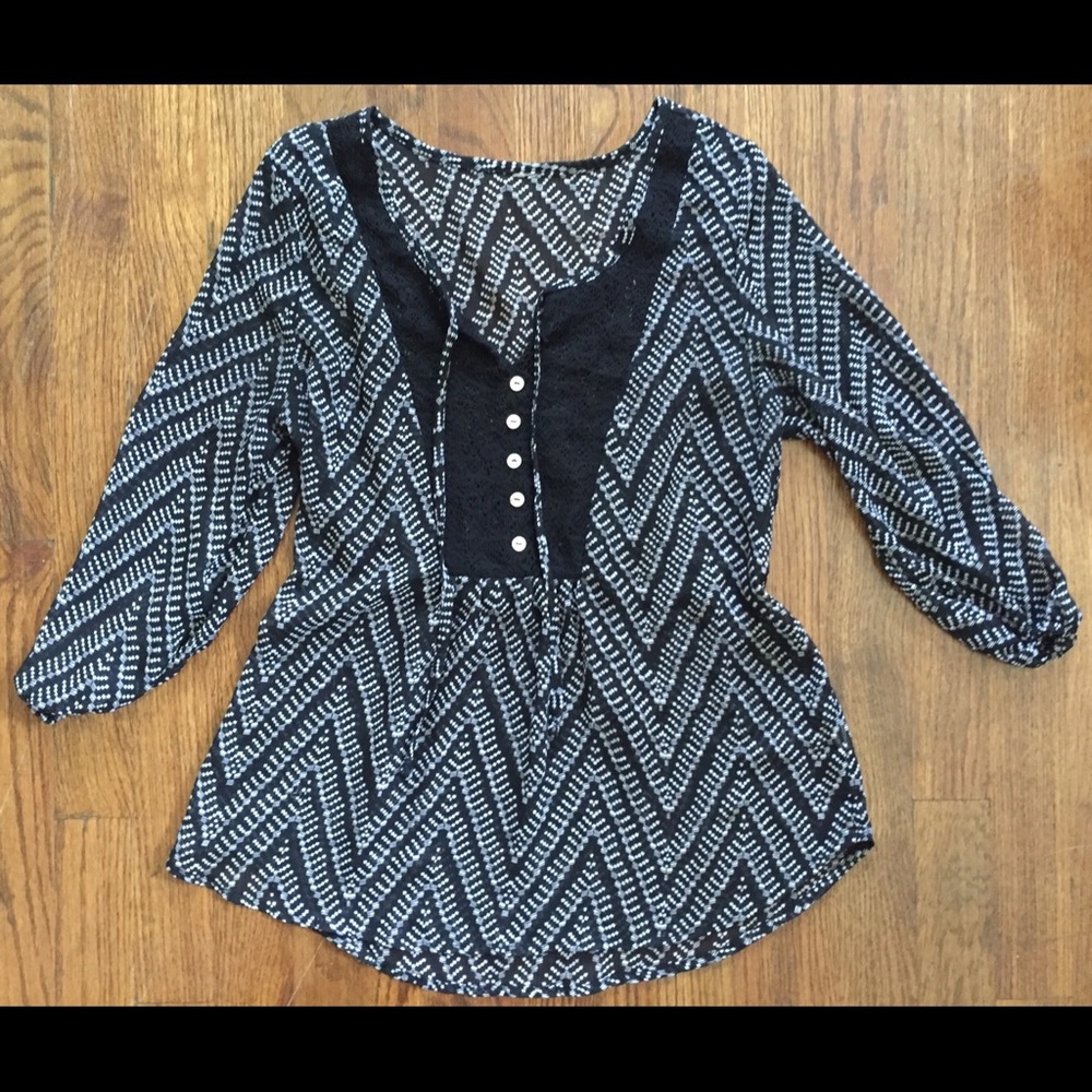 Printed black and white sheer top