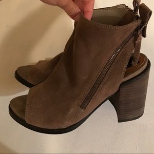 Dolce Vita taupe suede peep toe bootie!