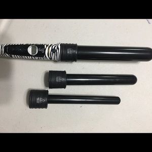 Anika curling iron
