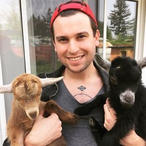 Meet your Posher, Derek