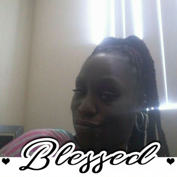 Meet your Posher, Tomika - Picture 1 of 1