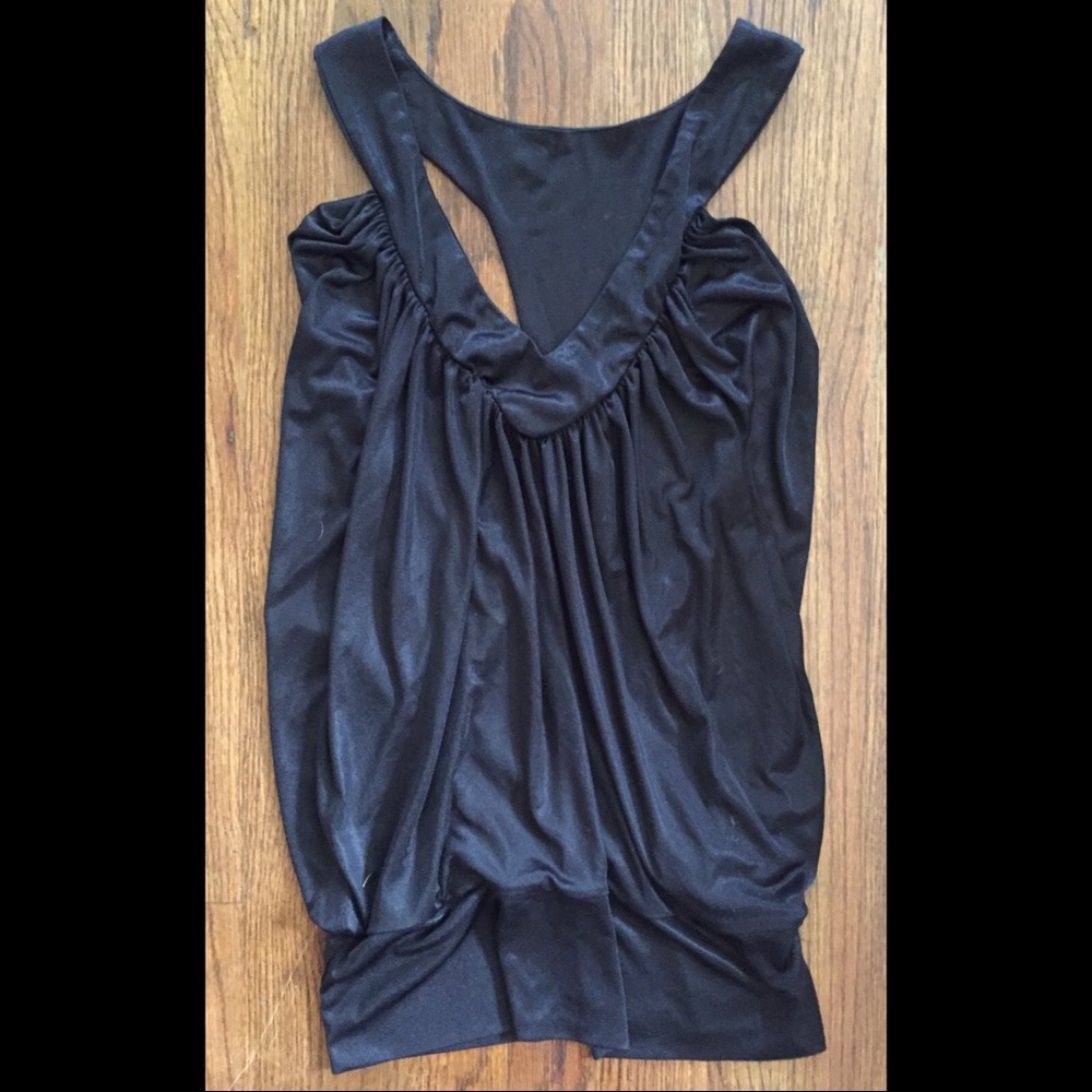 Black drape tank