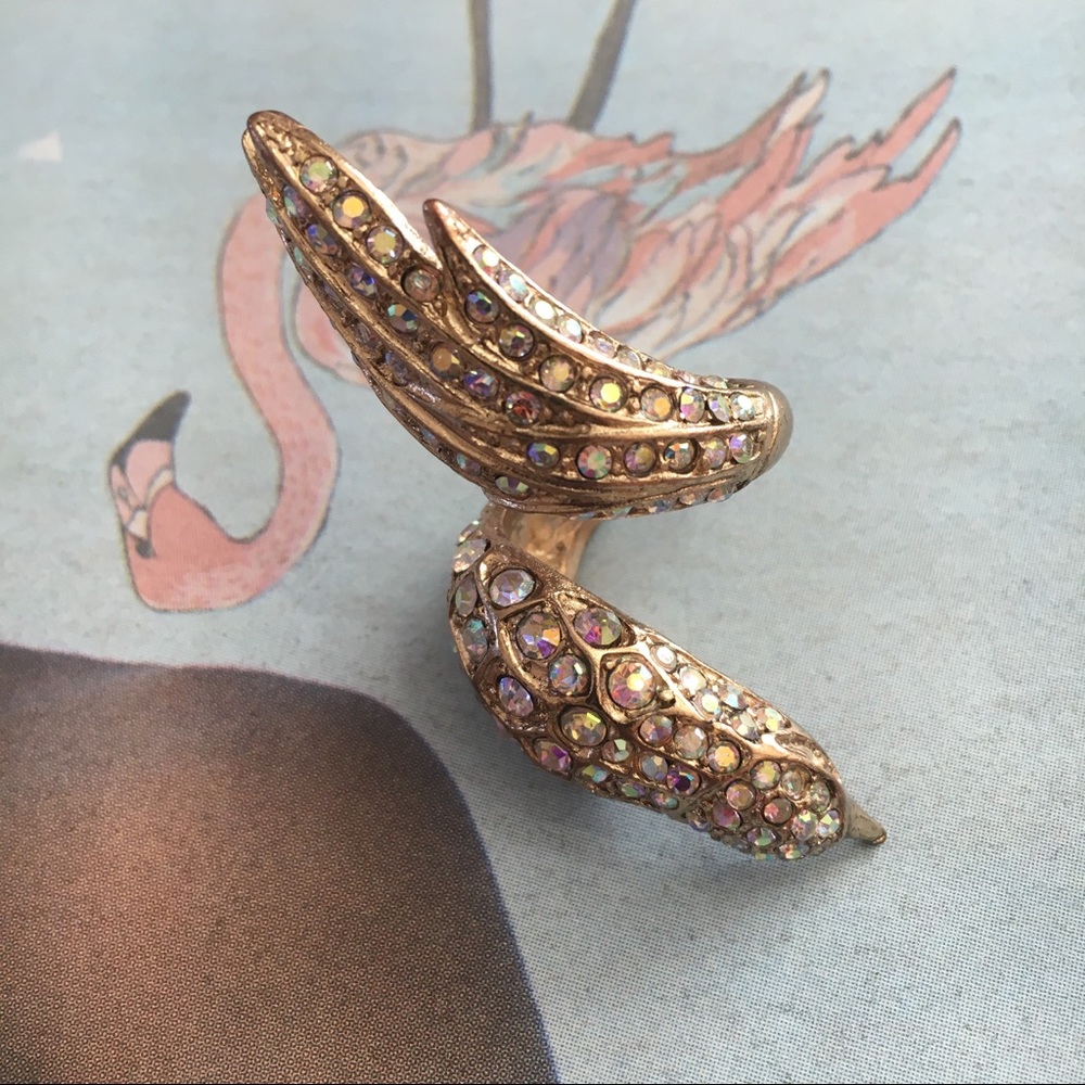 Swirl Finger Bird Ring