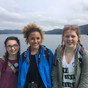 Meet your Posher, Abbey