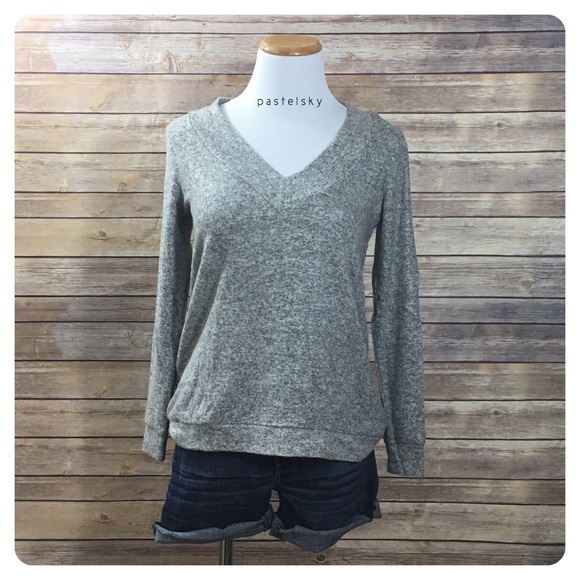 🆕 HARLOWE & GRAHAM sweater - Picture 3 of 8