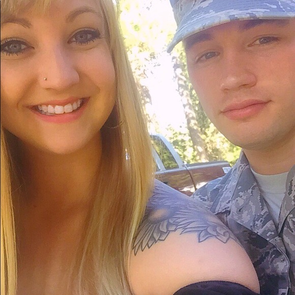 Meet your Posher, Rachael - Picture 2 of 2