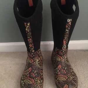 BOGS boots