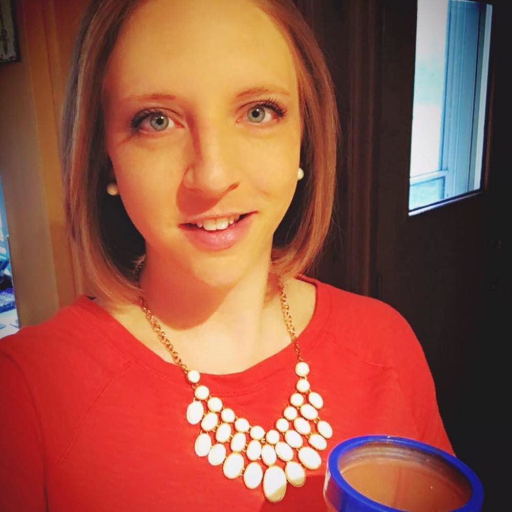 Meet your Posher, Elyse