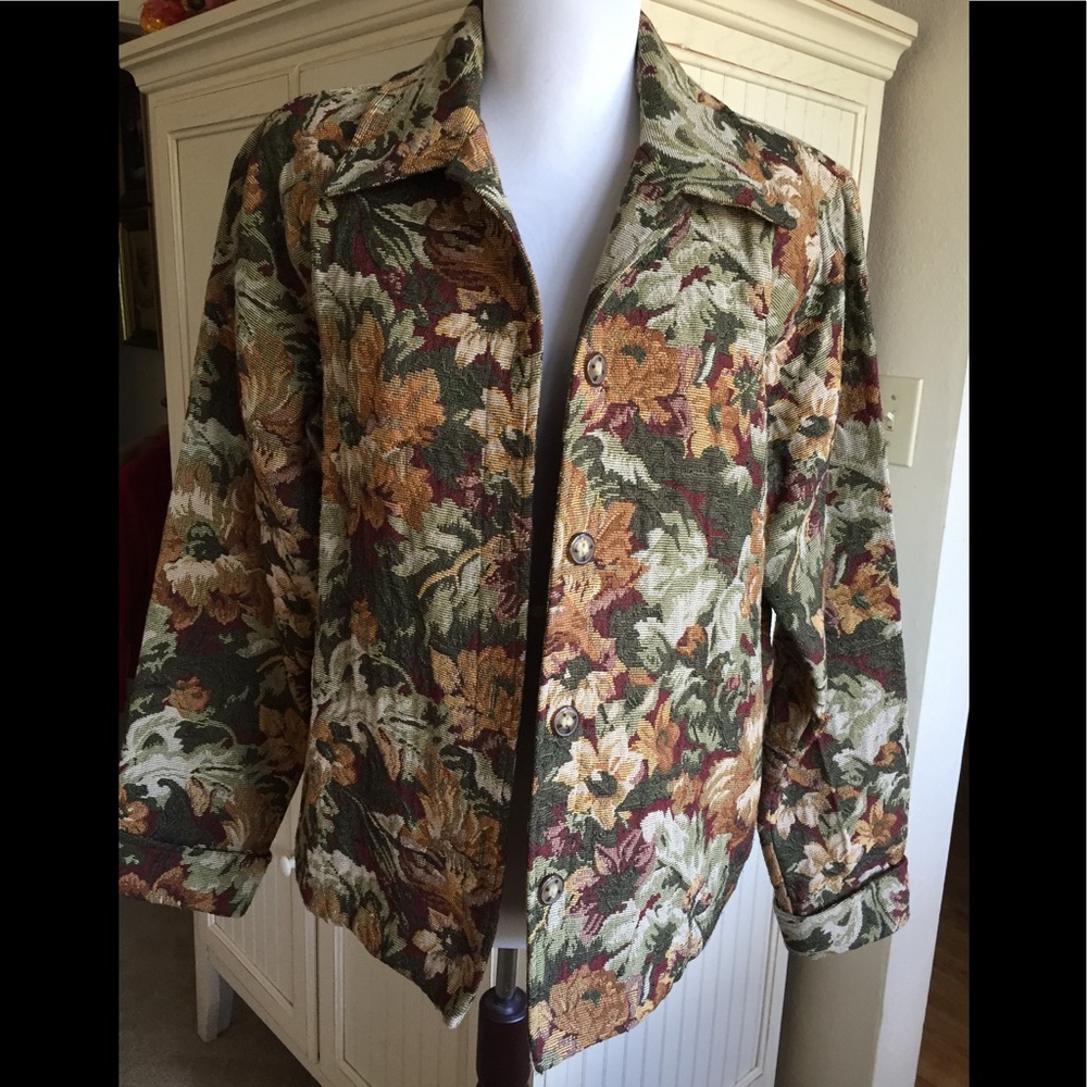 Coldwater Creek Sz Medium tapestry jacket blazer