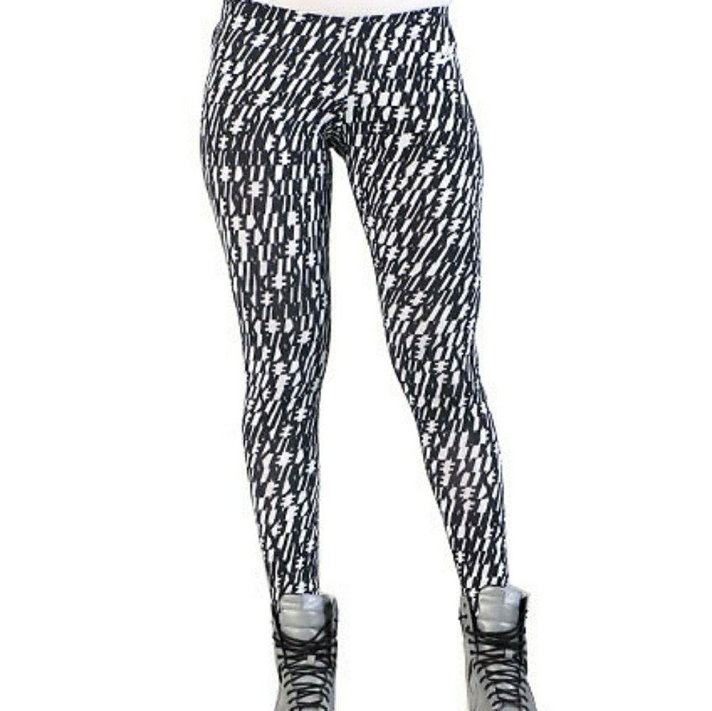 Nike legasee leggings medium