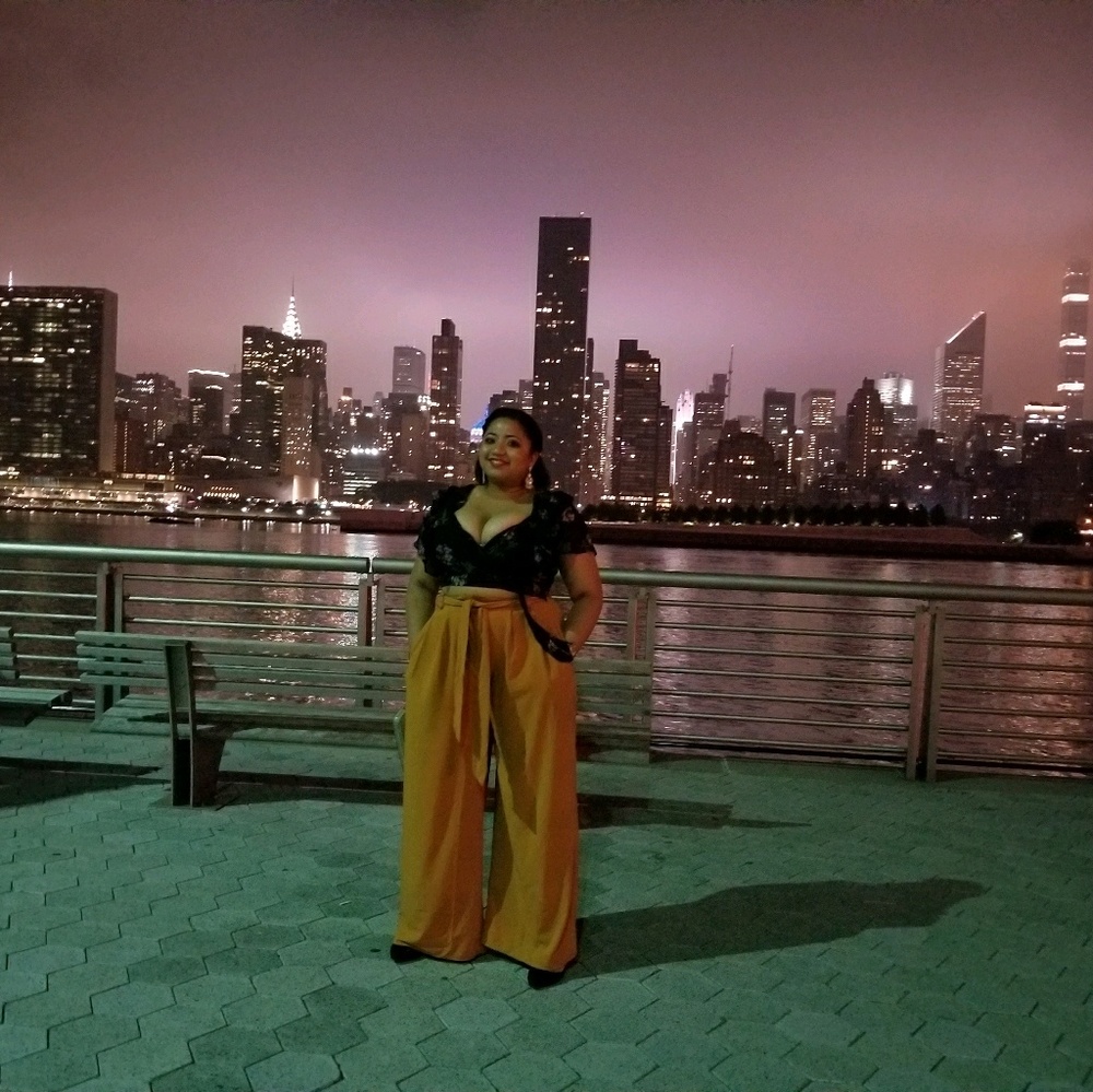 Meet your Posher, Raeliz