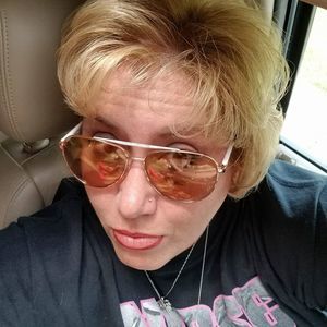 Meet your Posher, Kelli