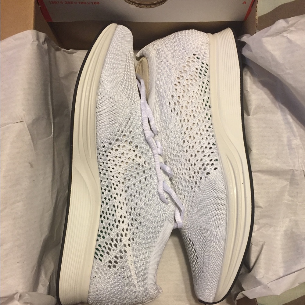 Nike Flyknit Racer