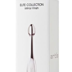 Artis Oval 4 Makeup Brush