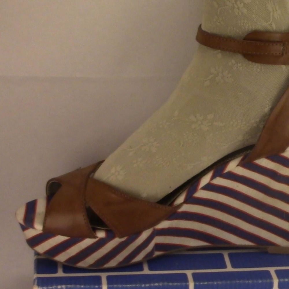 Tommy Hilfiger Wedge Sandal Ankle Strap Womens 8.5