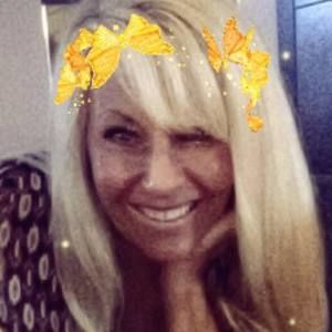 Meet your Posher, April