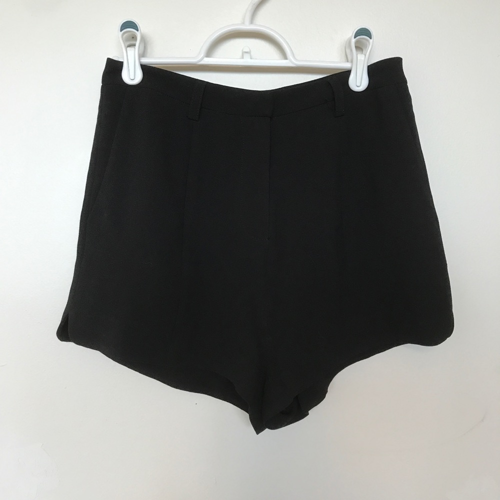 Ark & Co. Highwaisted Black Shorts