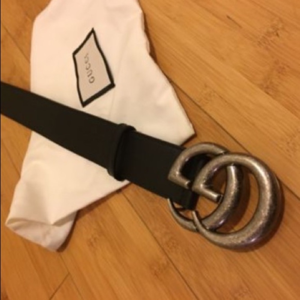 Men's all black Gucci belt