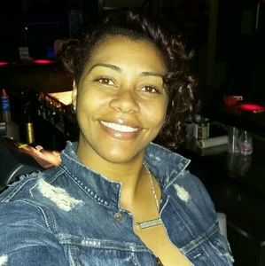 Meet your Posher, Lezanne