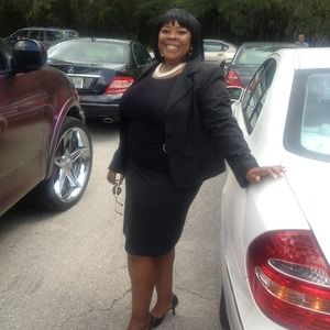 Meet your Posher, Veronica