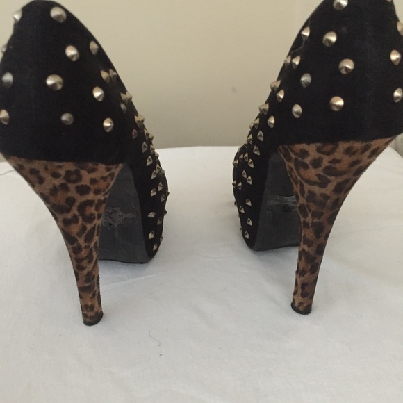 Studded heels. - Picture 3 of 3