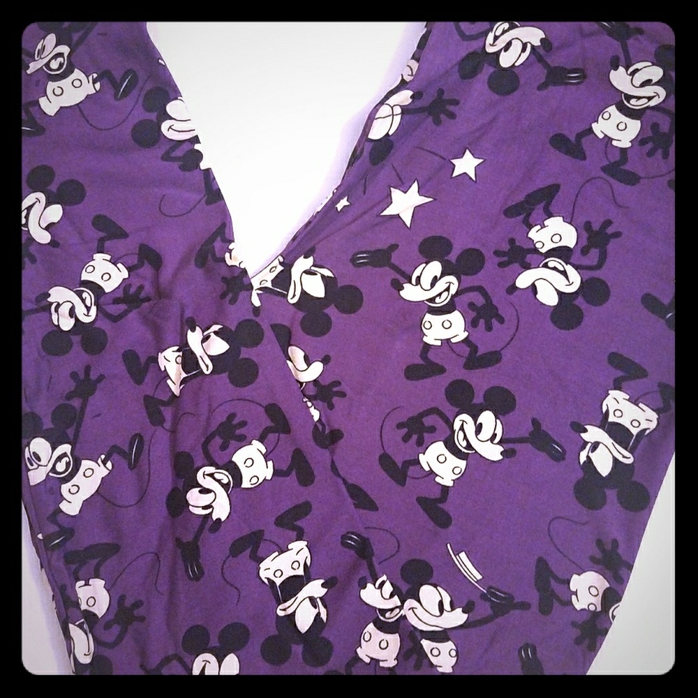 Lularoe OS Disney leggings
