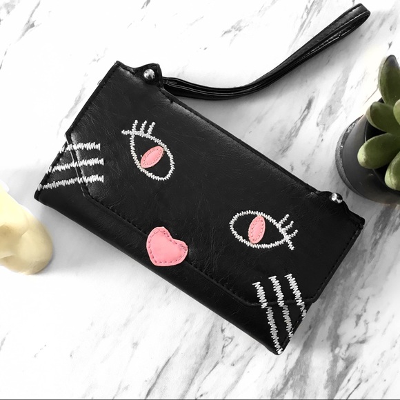 UO Cat Wallet - Picture 1 of 5