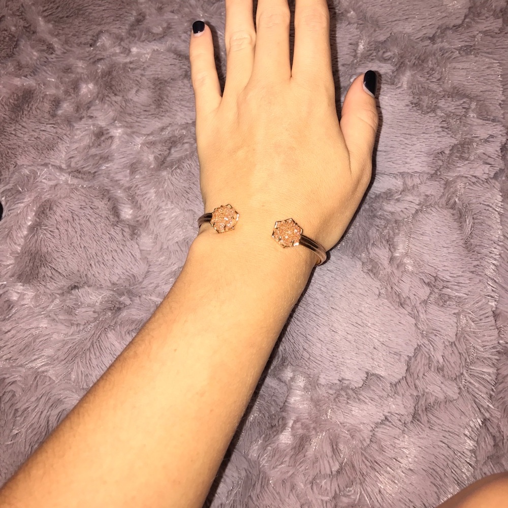 Kendra Scott rose gold bracelet