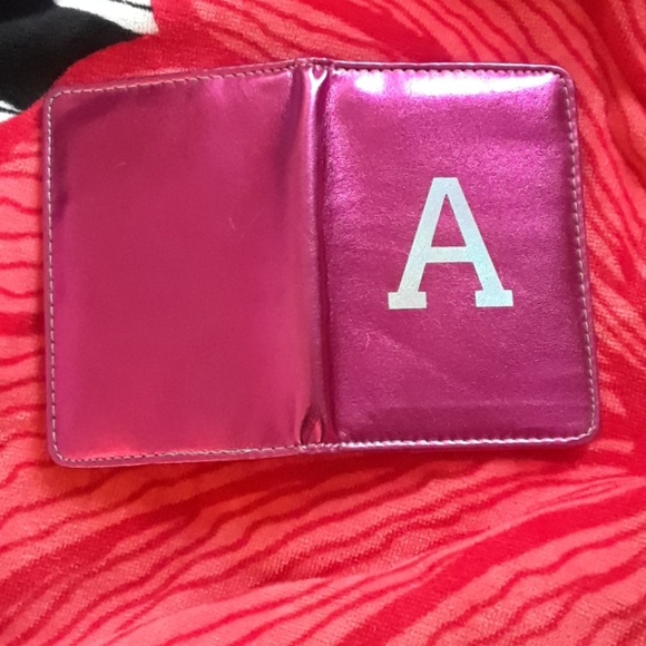 LETTER 'A' card holder - Picture 3 of 3
