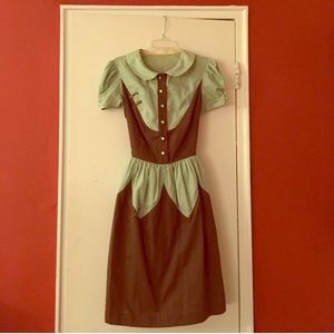 Retro green n brown dress w pockets, side zipper