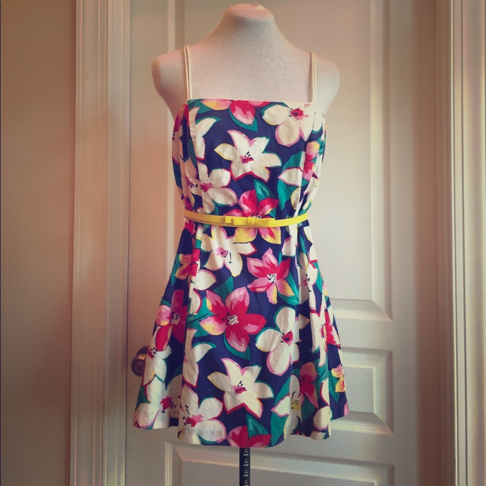 Vintage 1960s floral swim / play dress large