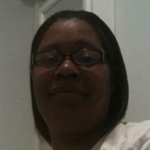 Meet your Posher, Dina