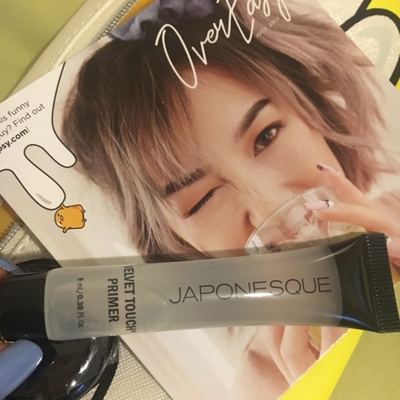 Beauty bundle!! - Picture 5 of 5